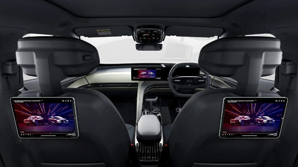 Mahindra be 6 cabin
